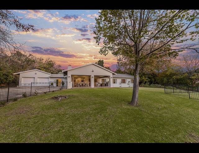 5 BEDROOM HOUSE FOR SALE IN RIVER CLUB
